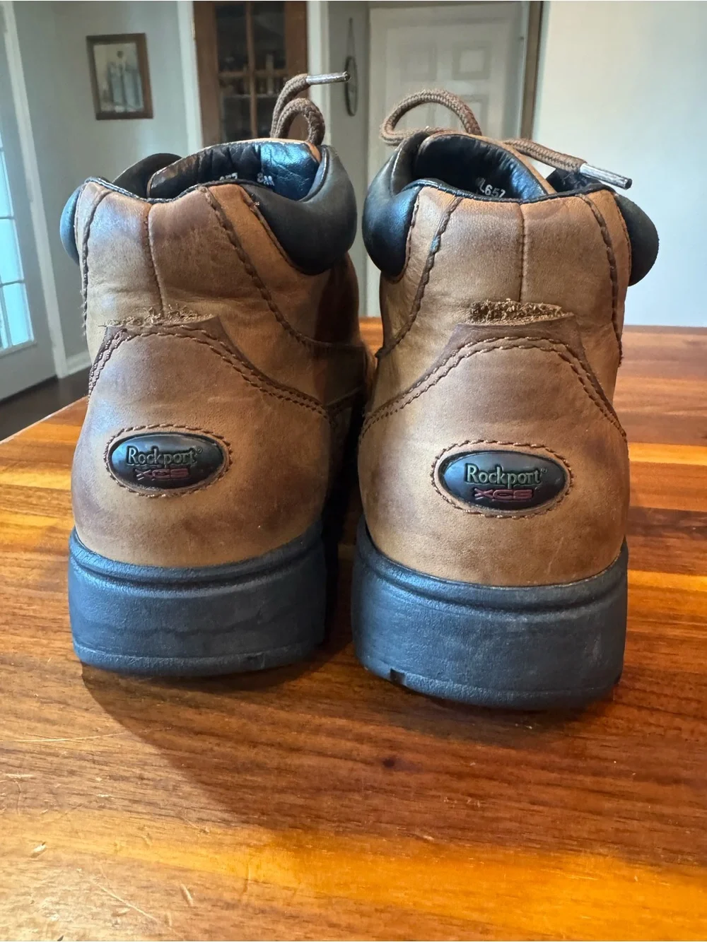 Rockport Men's Waterproof Leather Chukka Boots Size 8.5